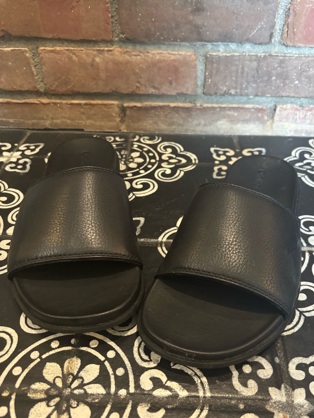 Olukai Slides Sandal